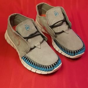 n7 moccasins